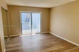 6090 SW 41st St, Davie, FL 33314 - Photo 11