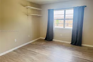 6090 SW 41st St, Davie, FL 33314 - Photo 17