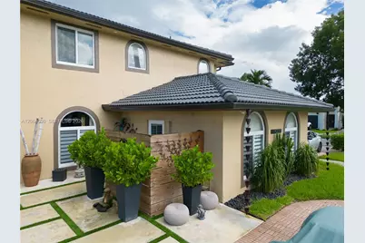 15225 SW 140th St #B, Miami, FL 33196 - Photo 1