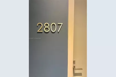 55 SW 9th St #2807, Miami, FL 33130 - Photo 3