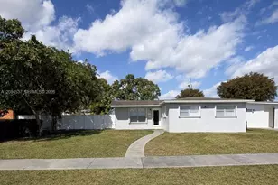 12221 SW 188th St, Miami, FL 33177 - Photo 1