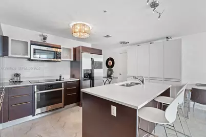 1900 N Bayshore Dr #3315, Miami, FL 33132 - Photo 15