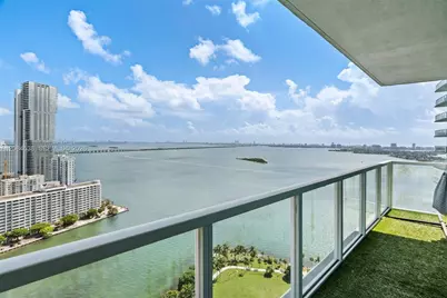 1900 N Bayshore Dr #3315, Miami, FL 33132 - Photo 3
