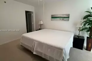 2401 Collins Ave, Miami Beach, FL 33140 - Photo 17