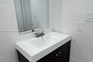 2017 NW 46th Ave, Lauderdale Lakes, FL 33313 - Photo 11