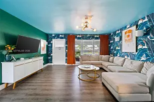 110 SE 5th Ct, Pompano Beach, FL 33060 - Photo 3