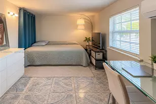 4832 SW 47th Ln, Davie, FL 33314 - Photo 15