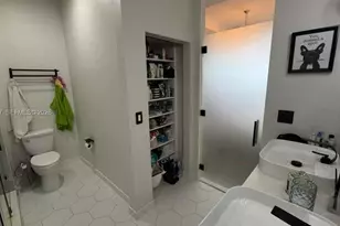 19329 NE 8th Ct, Miami, FL 33179 - Photo 19