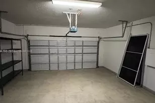 19329 NE 8th Ct, Miami, FL 33179 - Photo 37