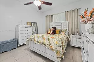522 NE 20th Ave, Homestead, FL 33033 - Photo 3