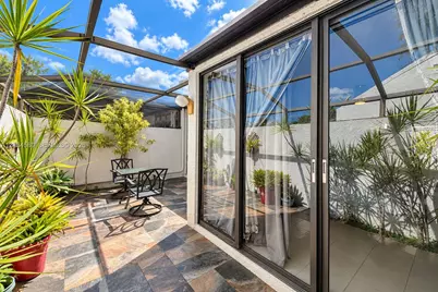 1401 W Golfview Dr #0, Pembroke Pines, FL 33026 - Photo 21