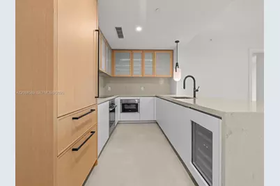 2200 Brickell Avenue #402, Miami, FL 33129 - Photo 7