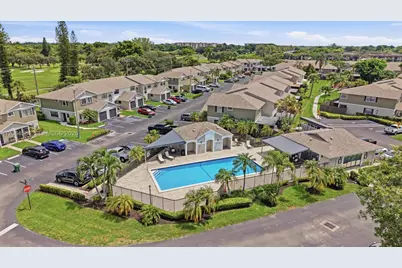 10720 NW 11th St, Pembroke Pines, FL 33026 - Photo 43