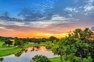 3980 Oaks Clubhouse Dr, Pompano Beach, FL 33069 - Photo 1
