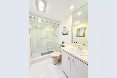 3980 Oaks Clubhouse Dr #409, Pompano Beach, FL 33069 - Photo 23