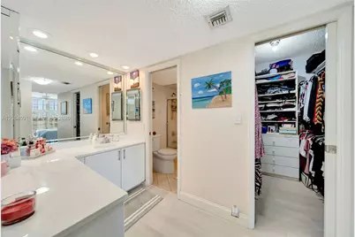 3980 Oaks Clubhouse Dr #409, Pompano Beach, FL 33069 - Photo 19