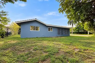 8001 NW 108th Ave, Tamarac, FL 33321 - Photo 11