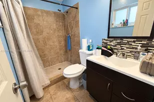 8001 NW 108th Ave, Tamarac, FL 33321 - Photo 13