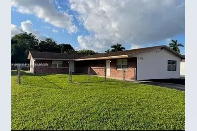 5219 SW 43rd Ter #2, Dania Beach, FL 33314 - Photo 1