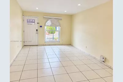 7548 NW 173rd Ter, Hialeah, FL 33015 - Photo 3