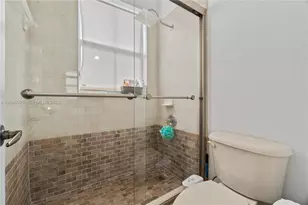 8739 NW 109th Ct, Doral, FL 33178 - Photo 25