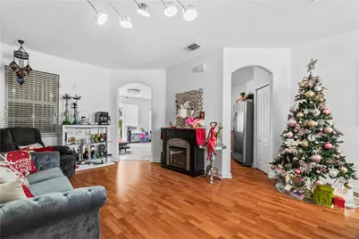8739 NW 109th Ct, Doral, FL 33178 - Photo 3
