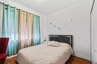 8739 NW 109th Ct, Doral, FL 33178 - Photo 29