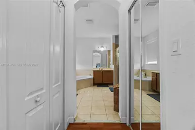 8739 NW 109th Ct, Doral, FL 33178 - Photo 17