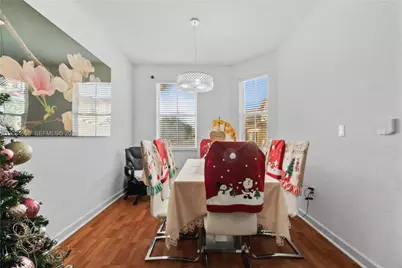 8739 NW 109th Ct, Doral, FL 33178 - Photo 5