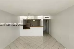 1351 NE Miami Gardens Dr, Miami, FL 33179 - Photo 9