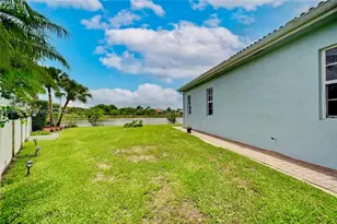 1580 SW 164th Ave, Pembroke Pines, FL 33027 - Photo 5