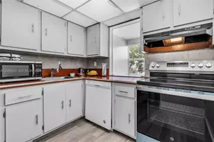 17620 Atlantic Blvd, Sunny Isles Beach, FL 33160 - Photo 17