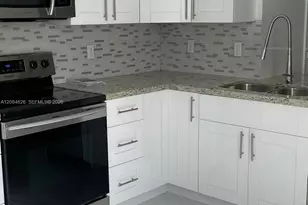 1888 Salerno Cir, Weston, FL 33327 - Photo 5