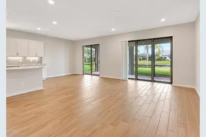 727 SE Boboli Way, Port Saint Lucie, FL 34984 - Photo 5