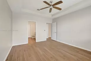 727 S E Boboli Way, Port Saint Lucie, FL 34984 - Photo 13
