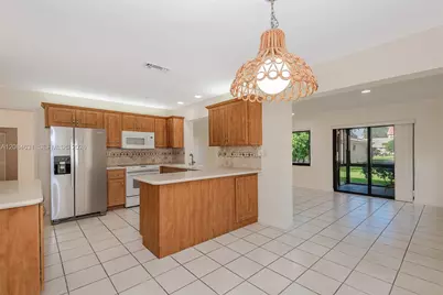7905 Cloverfield, Boca Raton, FL 33433 - Photo 11