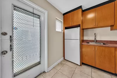 707 S 19th Ave #9, Hollywood, FL 33020 - Photo 9