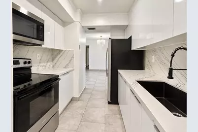 5055 NW 7th St #708, Miami, FL 33126 - Photo 3