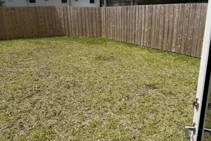 2618 SE 9th St, Homestead, FL 33035 - Photo 7