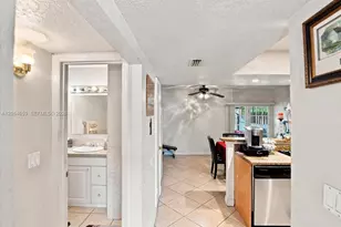 7597 NW 75th Ave, Tamarac, FL 33321 - Photo 9