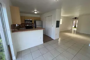 1251 SE 31st Ct, Homestead, FL 33035 - Photo 5