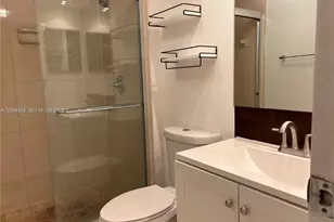 3301 N Country Club Dr, Aventura, FL 33180 - Photo 19