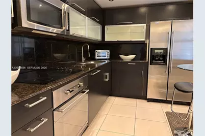 3301 N Country Club Dr #211, Aventura, FL 33180 - Photo 3
