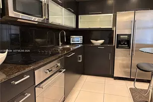 3301 N Country Club Dr, Aventura, FL 33180 - Photo 3
