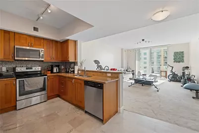 1745 E Hallandale Beach Blvd #2204W, Hallandale Beach, FL 33009 - Photo 7