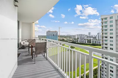 1745 E Hallandale Beach Blvd #2204W, Hallandale Beach, FL 33009 - Photo 3