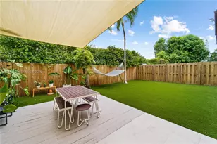 2306 SW 36th Ave, Miami, FL 33145 - Photo 27