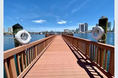 400 Golden Isles Dr #9, Hallandale Beach, FL 33009 - Photo 25