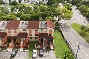 9905 NW 9th St Cir, Miami, FL 33172 - Photo 31