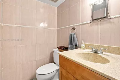9905 NW 9th St Cir #12-21, Miami, FL 33172 - Photo 9